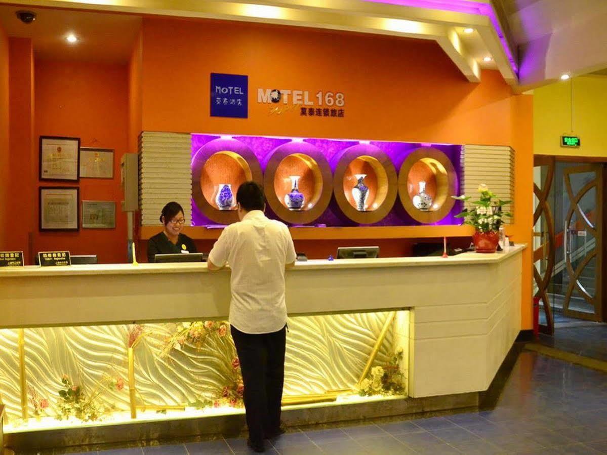 Motel 168 Liu Zhou Road Inn Shanghai Esterno foto